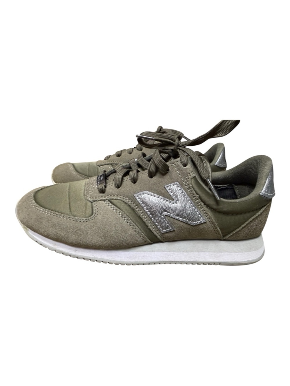 New Balance 420 v2 Womens Green Suede Silver Sneakers 7.5